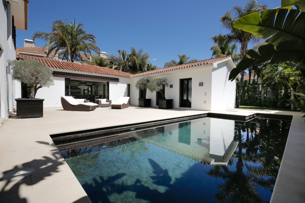 Villa for sale in Los Monteros Marbella
