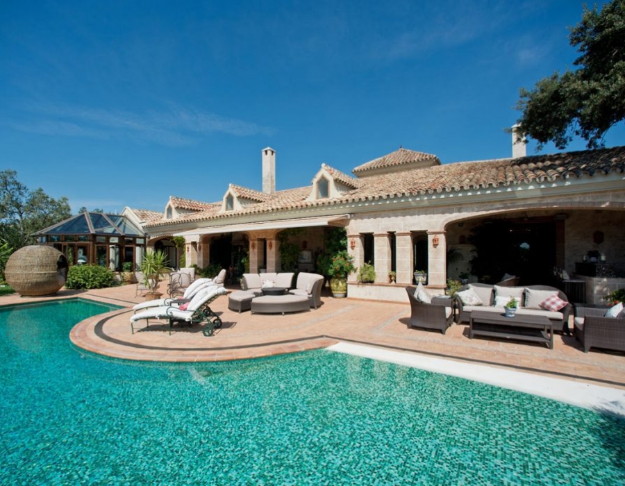 Villa for sale in La Zagaleta Benahavis