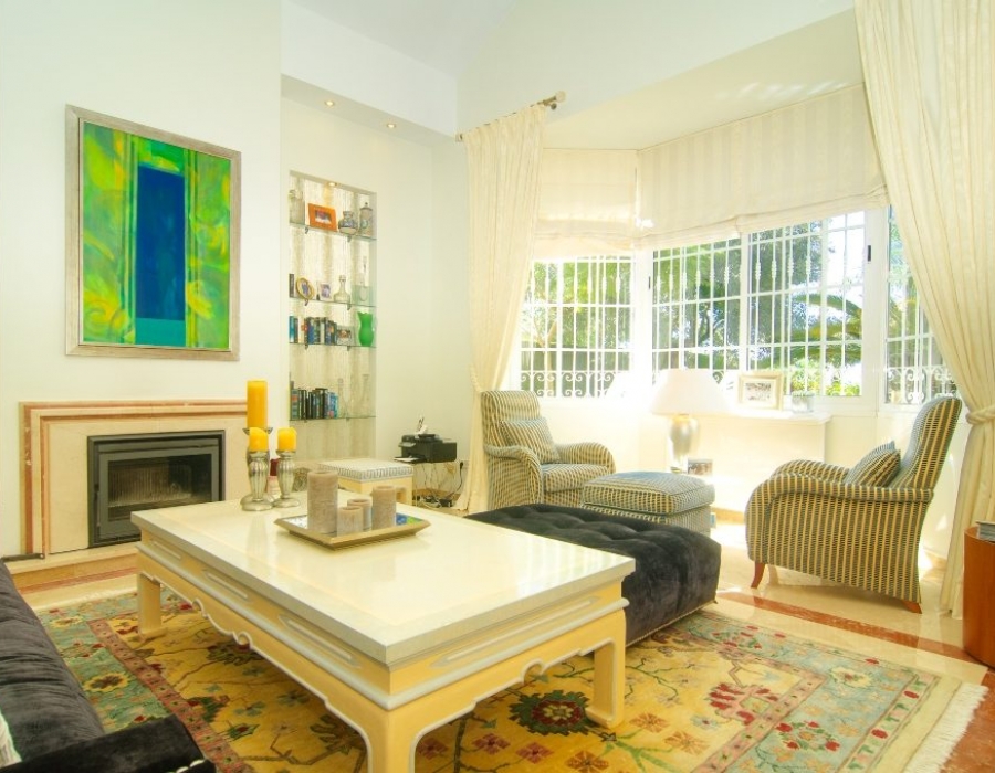 Villa for sale in Elviria Marbella