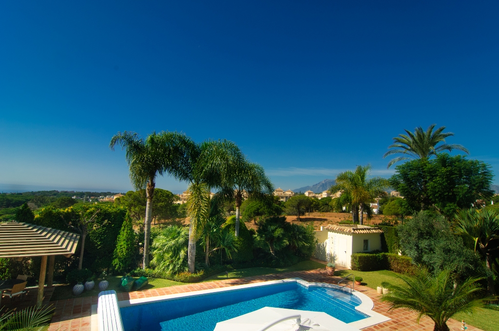 Villa for sale in Elviria Marbella