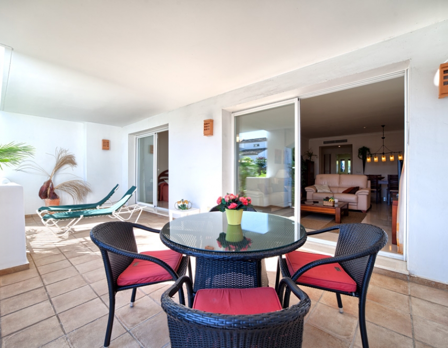 Apartment in Altos de la Quinta for sale (Benahavis - La Quinta Golf)