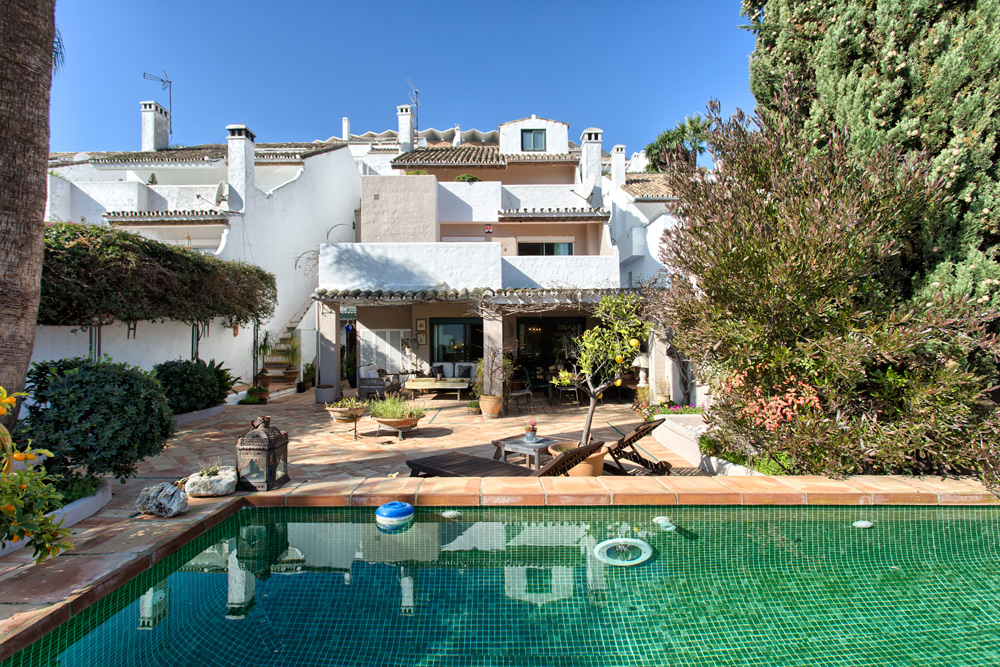 Townhouse in Nueva Andalucia for sale (Los Toreros)
