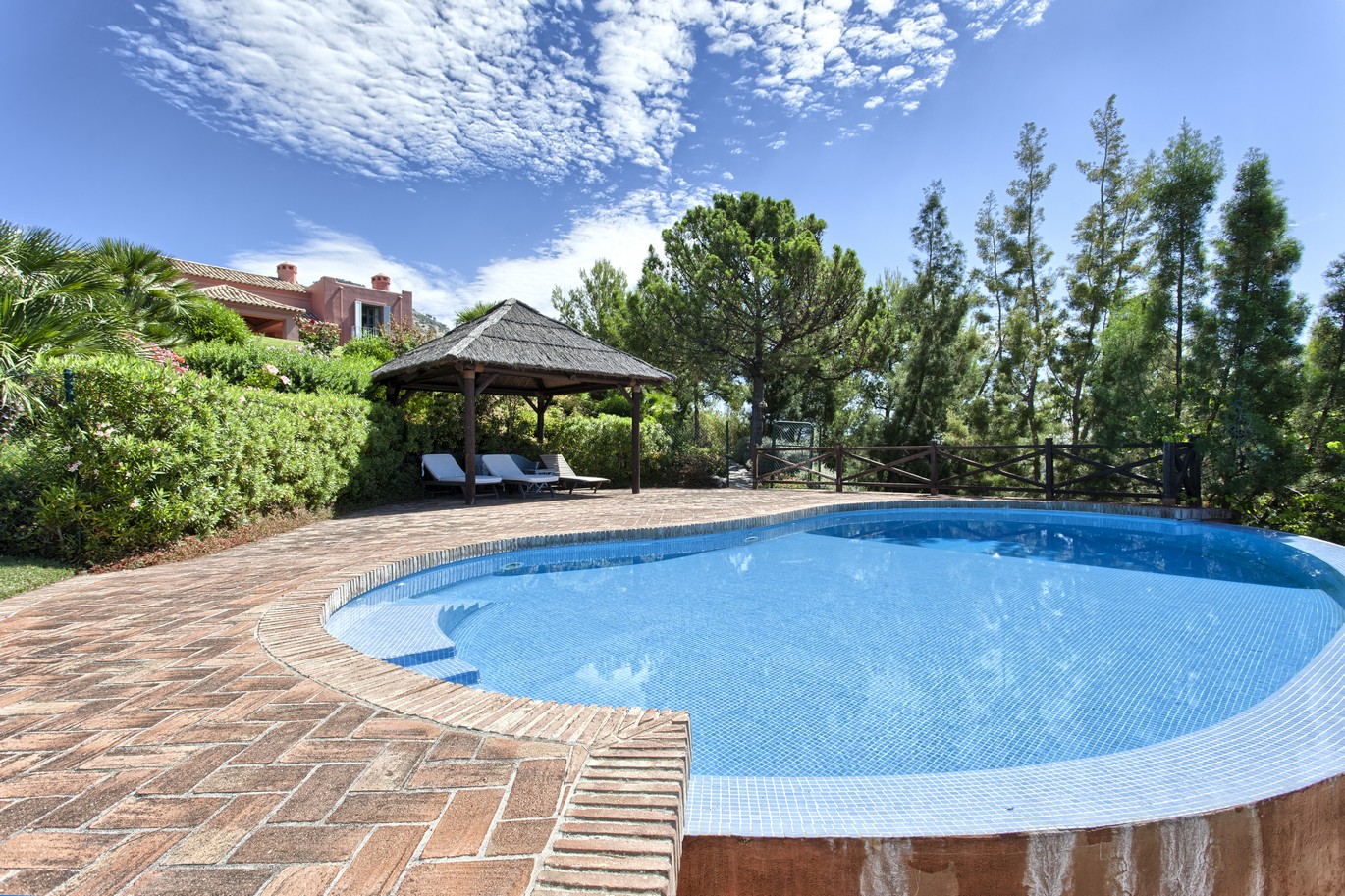 Villa in Marbella Club Golf Resort for sale (Benahavis)