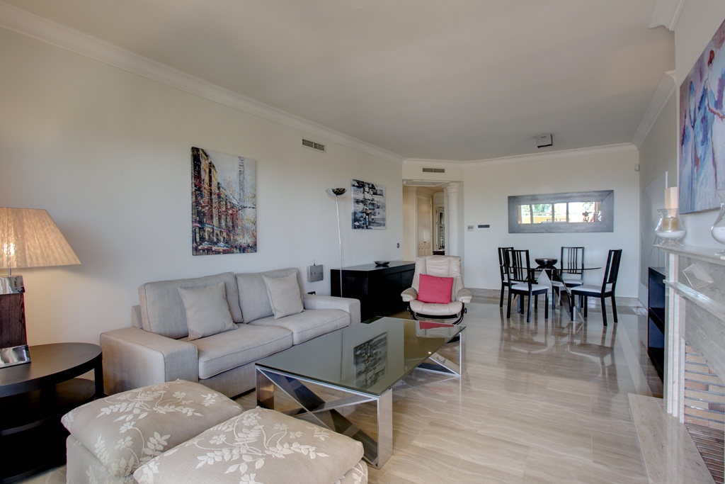 Apartment in Condado de Sierra Blanca for sale (Marbella Golden Mile)