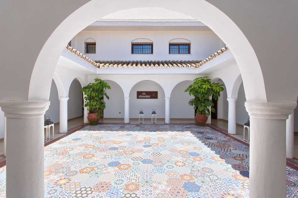 Villa in Puerto Banus for sale (Nueva Andalucia)