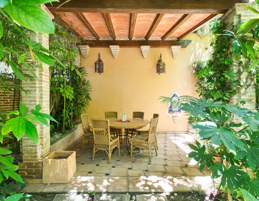 Villa in Altos de Puente Romano Marbella for sale