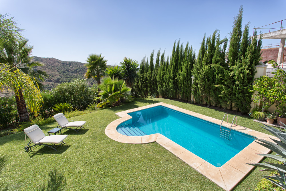 Luxury villa in La Quinta Benahavis for sale