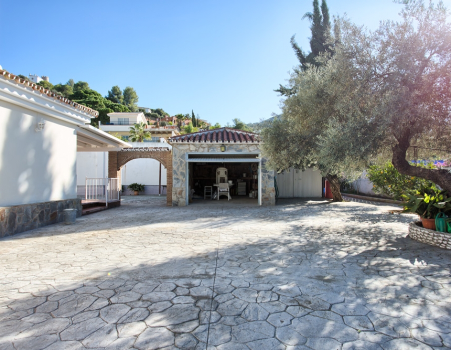 Detached villa in Alhaurin de la Torre for sale