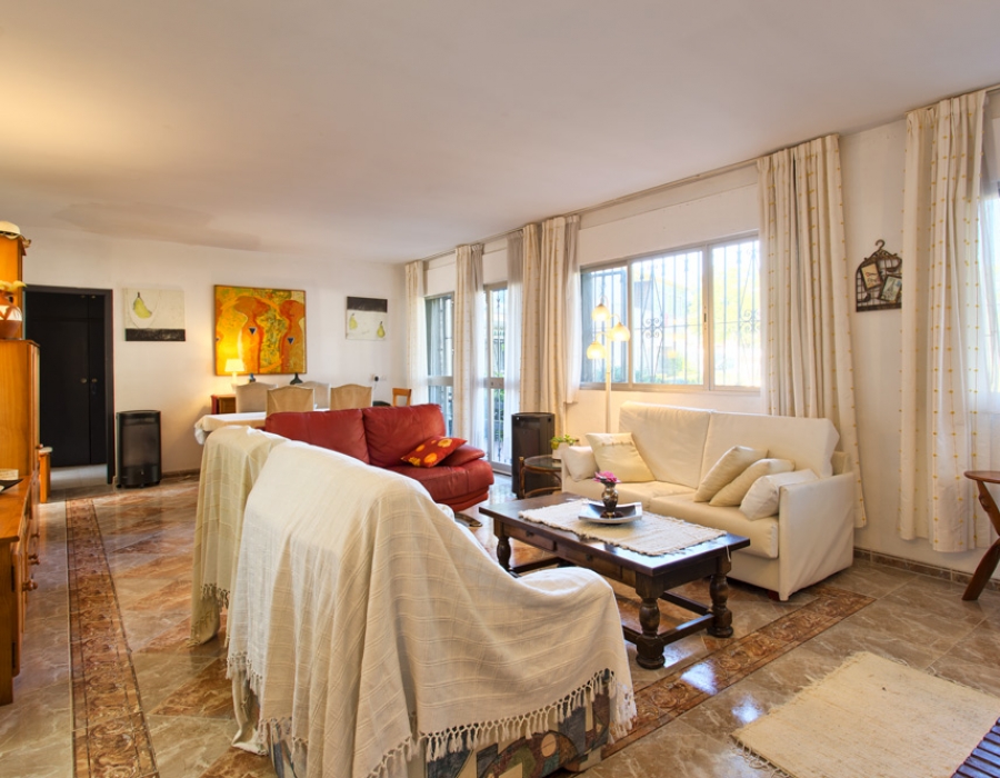 Apartment in Torremolinos La Carihuela for sale
